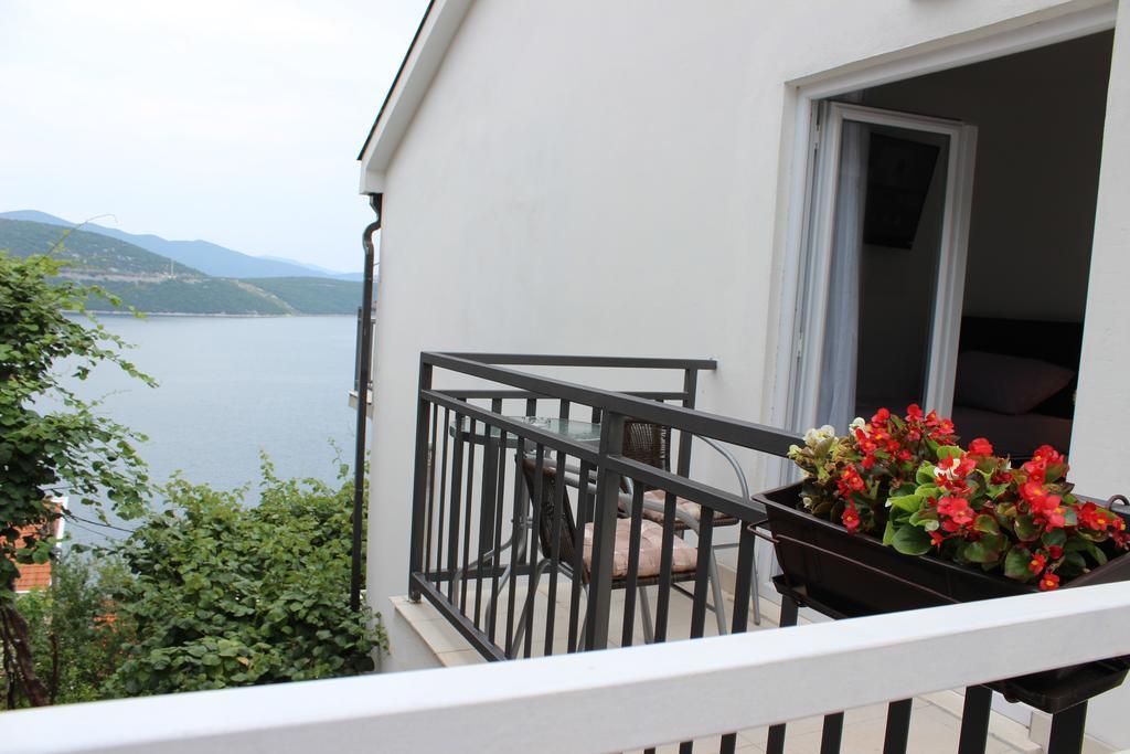 Guest House Put เนอุม ภายนอก รูปภาพ
